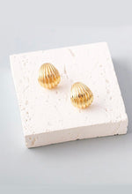 Load image into Gallery viewer, Metal Shell Button Earrings
